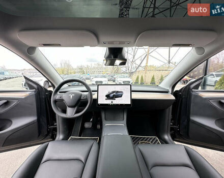Серый Тесла Model Y, объемом двигателя 0 л и пробегом 1 тыс. км за 39900 $, фото 20 на Automoto.ua