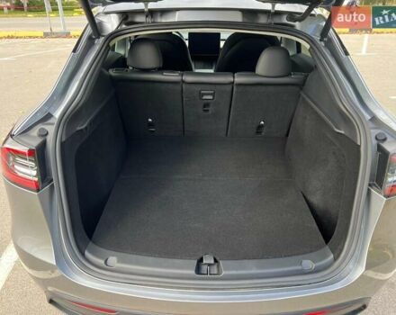 Сірий Тесла Model Y, об'ємом двигуна 0 л та пробігом 13 тис. км за 35499 $, фото 9 на Automoto.ua