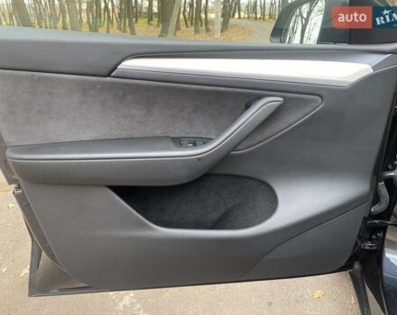 Сірий Тесла Model Y, об'ємом двигуна 0 л та пробігом 33 тис. км за 31000 $, фото 12 на Automoto.ua