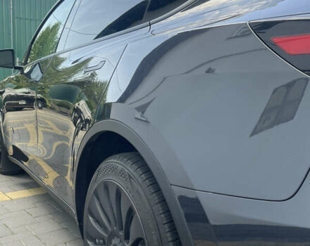 Серый Тесла Model Y, объемом двигателя 0 л и пробегом 1 тыс. км за 32900 $, фото 13 на Automoto.ua