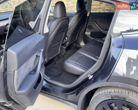Сірий Тесла Model Y, об'ємом двигуна 0 л та пробігом 15 тис. км за 26999 $, фото 32 на Automoto.ua