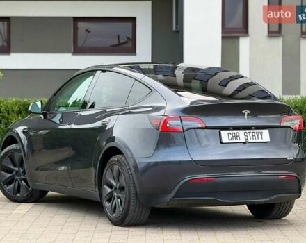 Сірий Тесла Model Y, об'ємом двигуна 0 л та пробігом 13 тис. км за 29999 $, фото 3 на Automoto.ua