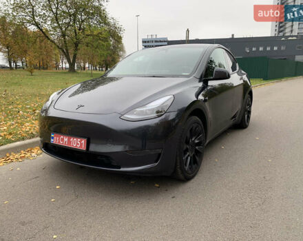 Серый Тесла Model Y, объемом двигателя 0 л и пробегом 14 тыс. км за 32300 $, фото 2 на Automoto.ua
