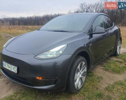 Серый Тесла Model Y, объемом двигателя 0 л и пробегом 25 тыс. км за 28000 $, фото 7 на Automoto.ua