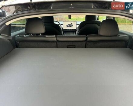 Серый Тесла Model Y, объемом двигателя 0 л и пробегом 4 тыс. км за 29900 $, фото 15 на Automoto.ua