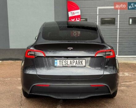 Серый Тесла Model Y, объемом двигателя 0 л и пробегом 24 тыс. км за 33500 $, фото 8 на Automoto.ua