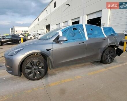 Серый Тесла Model Y, объемом двигателя 0 л и пробегом 26 тыс. км за 21800 $, фото 7 на Automoto.ua