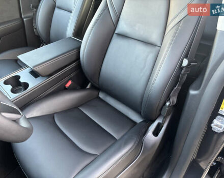 Сірий Тесла Model Y, об'ємом двигуна 0 л та пробігом 9 тис. км за 29900 $, фото 10 на Automoto.ua