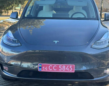 Серый Тесла Model Y, объемом двигателя 0 л и пробегом 9 тыс. км за 29500 $, фото 5 на Automoto.ua