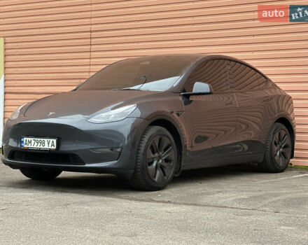 Серый Тесла Model Y, объемом двигателя 0 л и пробегом 2 тыс. км за 35490 $, фото 9 на Automoto.ua