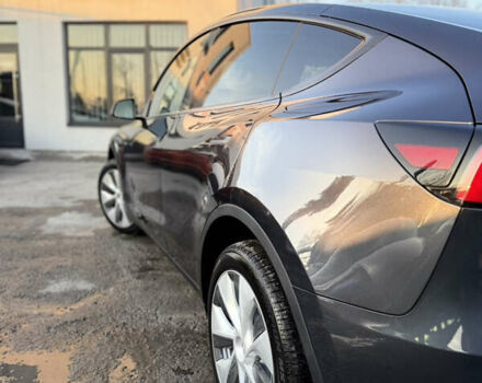 Серый Тесла Model Y, объемом двигателя 0 л и пробегом 1 тыс. км за 39900 $, фото 15 на Automoto.ua