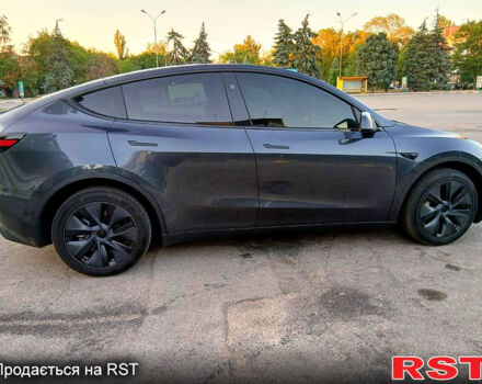 Серый Тесла Model Y, объемом двигателя 0.38 л и пробегом 6 тыс. км за 27000 $, фото 5 на Automoto.ua