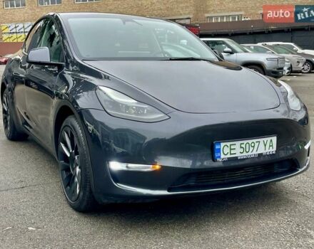 Серый Тесла Model Y, объемом двигателя 0 л и пробегом 23 тыс. км за 28800 $, фото 3 на Automoto.ua
