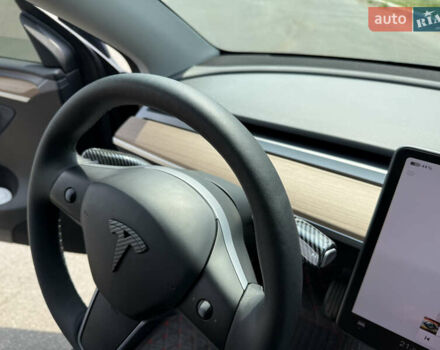 Серый Тесла Model Y, объемом двигателя 0 л и пробегом 19 тыс. км за 38000 $, фото 13 на Automoto.ua