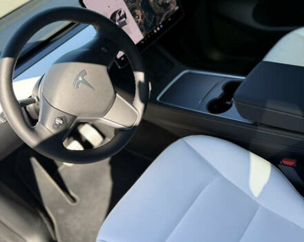 Серый Тесла Model Y, объемом двигателя 0 л и пробегом 11 тыс. км за 33900 $, фото 14 на Automoto.ua