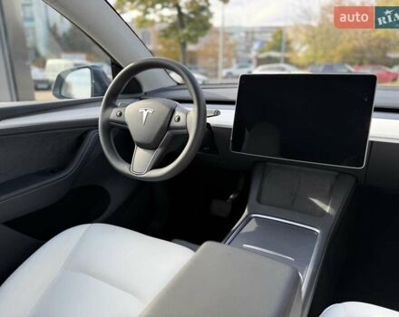 Сірий Тесла Model Y, об'ємом двигуна 0 л та пробігом 11 тис. км за 34500 $, фото 11 на Automoto.ua