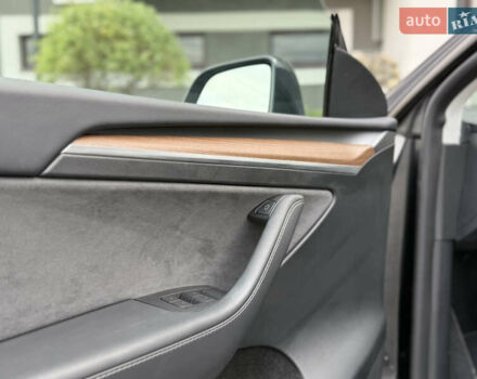 Сірий Тесла Model Y, об'ємом двигуна 0 л та пробігом 13 тис. км за 29999 $, фото 70 на Automoto.ua