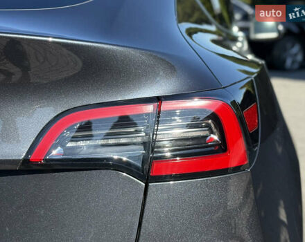 Серый Тесла Model Y, объемом двигателя 0 л и пробегом 12 тыс. км за 29500 $, фото 27 на Automoto.ua