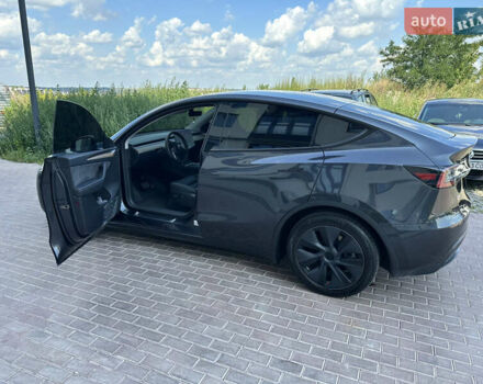Тесла Model Y 2024 в Ровно на Automoto.ua Серый Тесла Model Y, объемом двигателя 0 л и пробегом 6 тыс. км за 35999 $, фото 46 на Automoto.ua