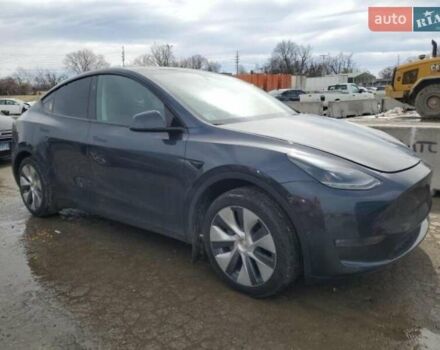Серый Тесла Model Y, объемом двигателя 0 л и пробегом 16 тыс. км за 28000 $, фото 3 на Automoto.ua
