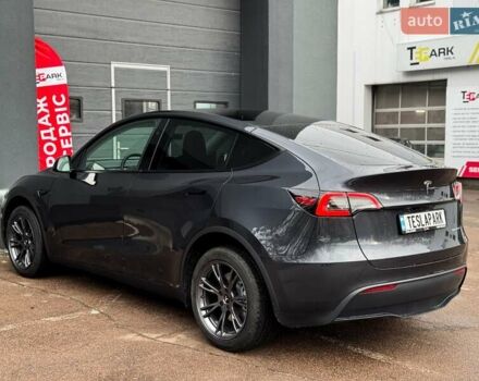Серый Тесла Model Y, объемом двигателя 0 л и пробегом 24 тыс. км за 33500 $, фото 7 на Automoto.ua