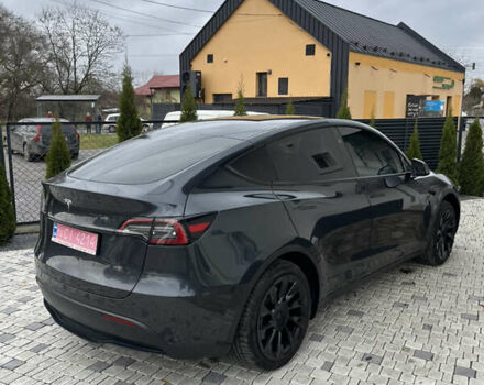 Серый Тесла Model Y, объемом двигателя 0 л и пробегом 33 тыс. км за 25000 $, фото 23 на Automoto.ua