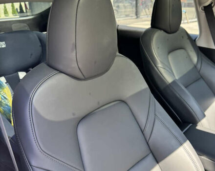 Серый Тесла Model Y, объемом двигателя 0 л и пробегом 45 тыс. км за 28500 $, фото 7 на Automoto.ua