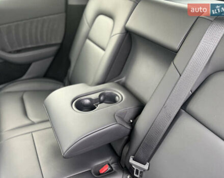 Тесла Model Y 2024 в Ковель на Automoto.ua Серый Тесла Model Y, объемом двигателя 0 л и пробегом 40 тыс. км за 37550 $, фото 20 на Automoto.ua