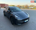 Серый Тесла Model Y, объемом двигателя 0 л и пробегом 2 тыс. км за 28000 $, фото 4 на Automoto.ua