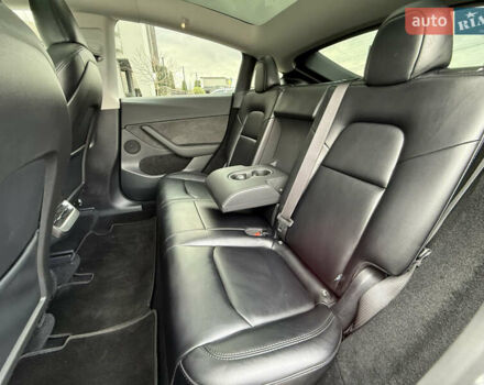 Сірий Тесла Model Y, об'ємом двигуна 0 л та пробігом 13 тис. км за 29999 $, фото 66 на Automoto.ua