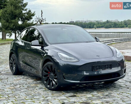 Серый Тесла Model Y, объемом двигателя 0 л и пробегом 7 тыс. км за 33999 $, фото 128 на Automoto.ua