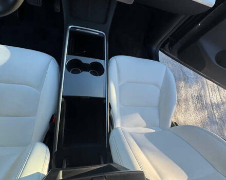 Серый Тесла Model Y, объемом двигателя 0 л и пробегом 9 тыс. км за 29500 $, фото 67 на Automoto.ua