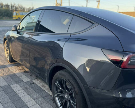 Сірий Тесла Model Y, об'ємом двигуна 0 л та пробігом 11 тис. км за 33000 $, фото 4 на Automoto.ua