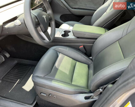 Сірий Тесла Model Y, об'ємом двигуна 0 л та пробігом 29 тис. км за 32000 $, фото 29 на Automoto.ua