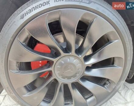 Серый Тесла Model Y, объемом двигателя 0 л и пробегом 5 тыс. км за 37900 $, фото 23 на Automoto.ua