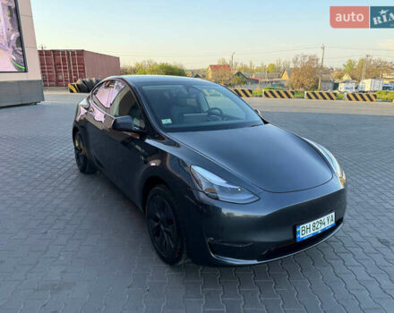 Серый Тесла Model Y, объемом двигателя 0 л и пробегом 2 тыс. км за 28000 $, фото 16 на Automoto.ua