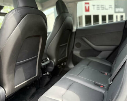Сірий Тесла Model Y, об'ємом двигуна 0 л та пробігом 4 тис. км за 28400 $, фото 26 на Automoto.ua