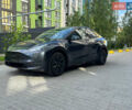 Серый Тесла Model Y, объемом двигателя 0 л и пробегом 3 тыс. км за 29800 $, фото 1 на Automoto.ua