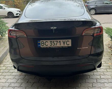 Серый Тесла Model Y, объемом двигателя 0 л и пробегом 15 тыс. км за 34500 $, фото 3 на Automoto.ua