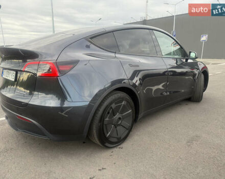 Серый Тесла Model Y, объемом двигателя 0 л и пробегом 12 тыс. км за 41000 $, фото 10 на Automoto.ua
