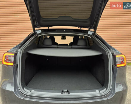 Серый Тесла Model Y, объемом двигателя 0 л и пробегом 2 тыс. км за 35490 $, фото 22 на Automoto.ua