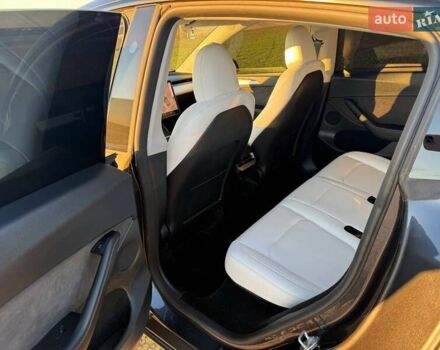 Сірий Тесла Model Y, об'ємом двигуна 0 л та пробігом 23 тис. км за 32700 $, фото 12 на Automoto.ua