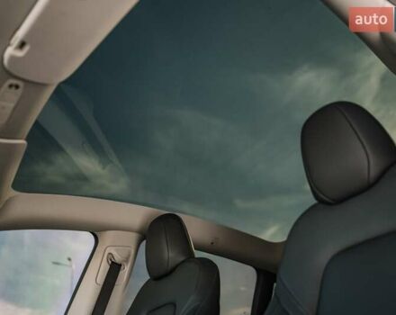 Сірий Тесла Model Y, об'ємом двигуна 0 л та пробігом 12 тис. км за 32500 $, фото 54 на Automoto.ua