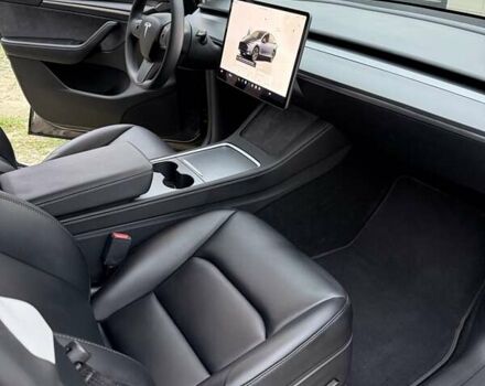Серый Тесла Model Y, объемом двигателя 0 л и пробегом 11 тыс. км за 28800 $, фото 17 на Automoto.ua