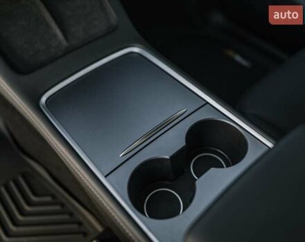 Сірий Тесла Model Y, об'ємом двигуна 0 л та пробігом 12 тис. км за 32500 $, фото 52 на Automoto.ua