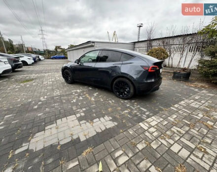 Серый Тесла Model Y, объемом двигателя 0 л и пробегом 8 тыс. км за 31999 $, фото 6 на Automoto.ua