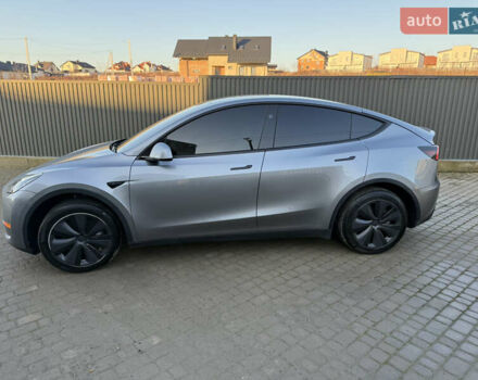 Серый Тесла Model Y, объемом двигателя 0 л и пробегом 9 тыс. км за 19800 $, фото 7 на Automoto.ua