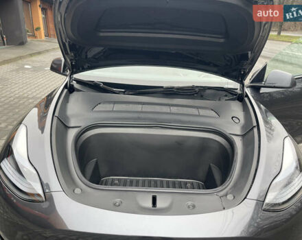 Сірий Тесла Model Y, об'ємом двигуна 0 л та пробігом 16 тис. км за 26000 $, фото 31 на Automoto.ua