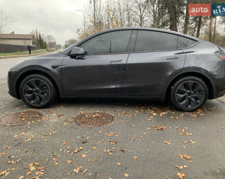 Серый Тесла Model Y, объемом двигателя 0 л и пробегом 35 тыс. км за 32900 $, фото 5 на Automoto.ua