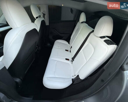 Серый Тесла Model Y, объемом двигателя 0 л и пробегом 9 тыс. км за 19800 $, фото 26 на Automoto.ua